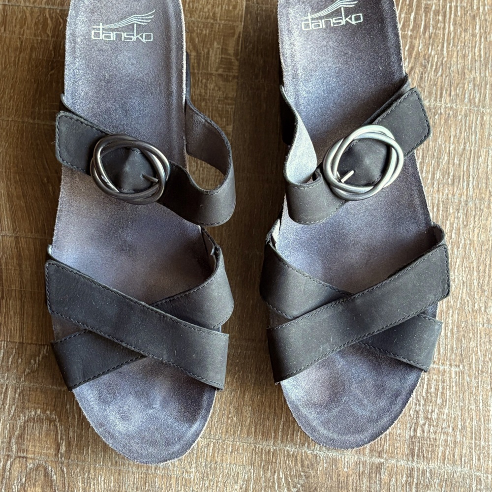 Women’s shoes